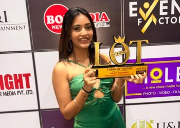 Choti Sardarni Fame Akriti Agarwal At the Lords Of Trendz Midday Awards steals the show by taking home the Most Promising Fashion Influencer