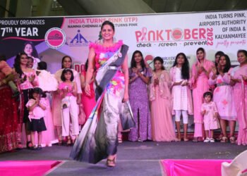 Doctors Ramp Walk – Mom with Kids for Breast Cancer Awareness