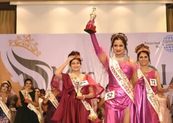 “Scientist crowned as Mrs India My Identity 2022"
