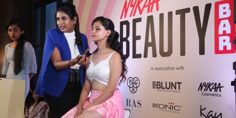 Nykaa Brings its Beauty Bar to Bengaluru! With popular make-up artist Nikhita Anand