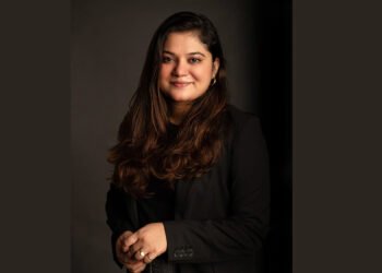 Power of Humor in Marketing: How Stand-Up Comedy Enhanced My Marketing Approach – By Pooja Dhole