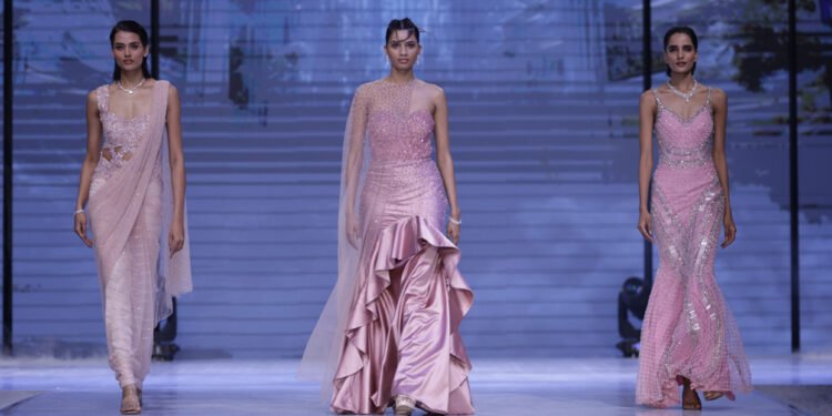 Sonaakshi Raaj’s “The First Kiss” Collection Steals the Show, Elevating Elegance at Cosmoprof India