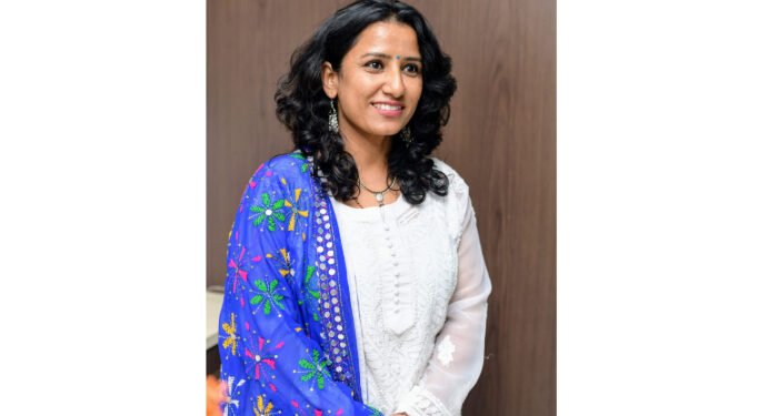 Smita Anjute-Paygude: The Creative Force Bridging Beauty and Cinema